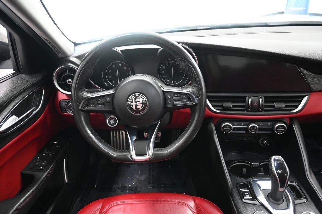 Alfa Romeo Giulia  2020