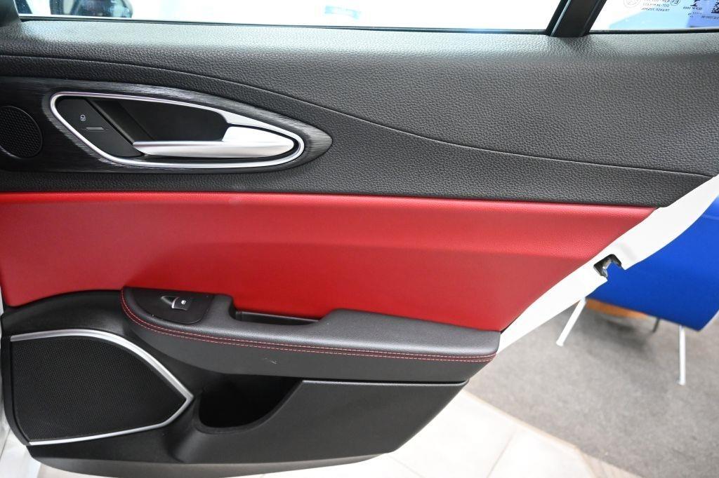 Alfa Romeo Giulia  2020