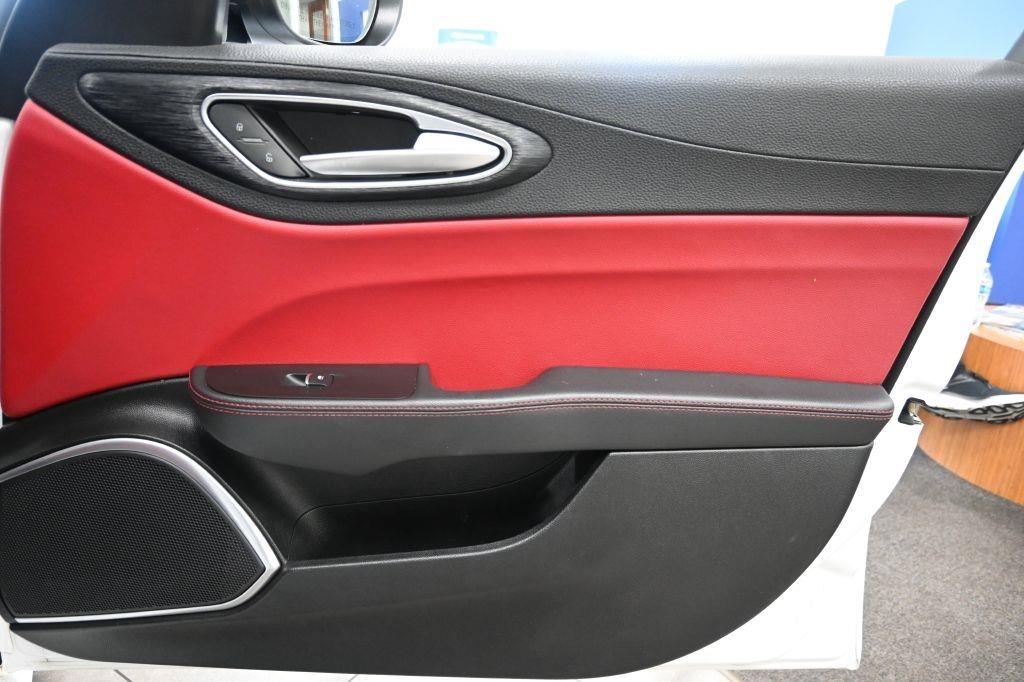 Alfa Romeo Giulia  2020