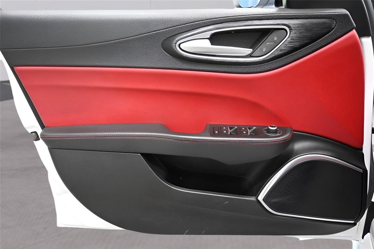 Alfa Romeo Giulia  2020
