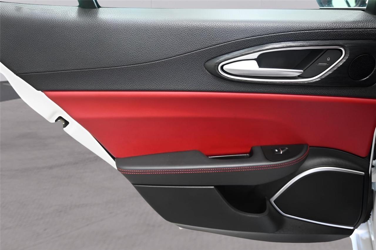 Alfa Romeo Giulia  2020