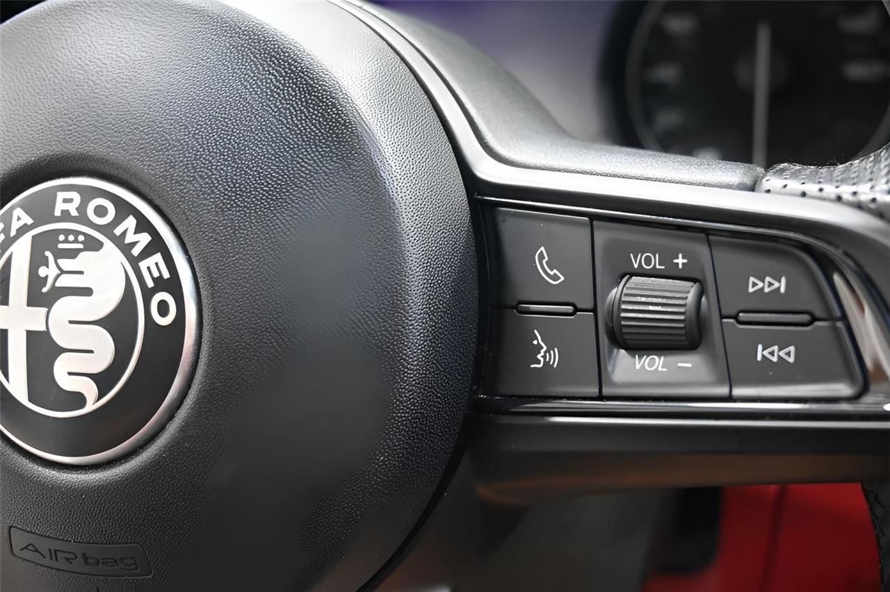 Alfa Romeo Giulia  2020