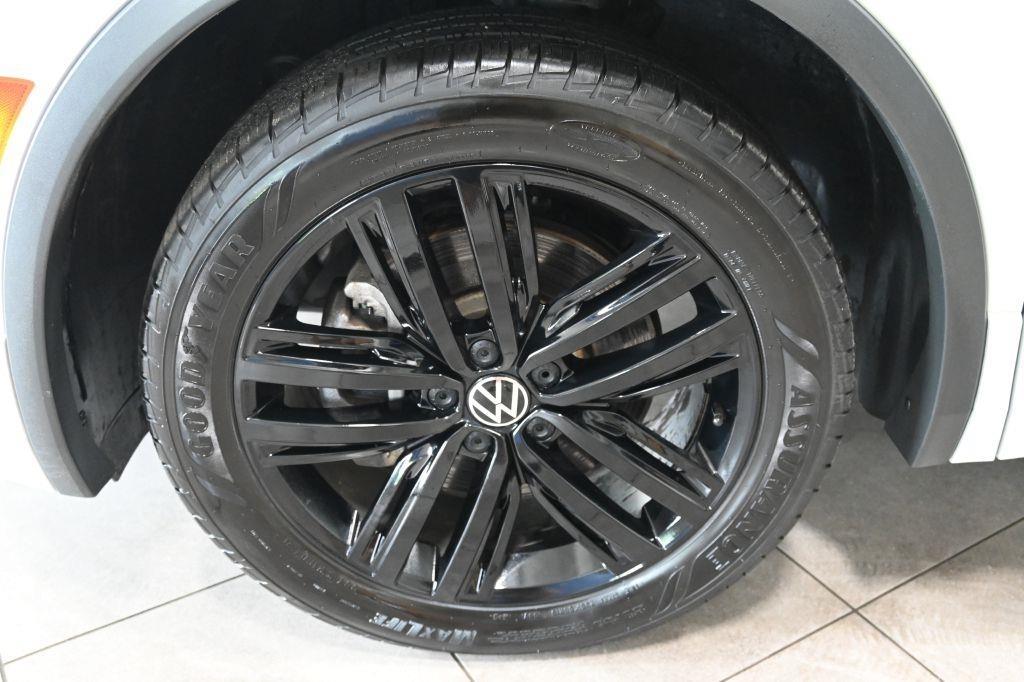 Volkswagen Tiguan  2022