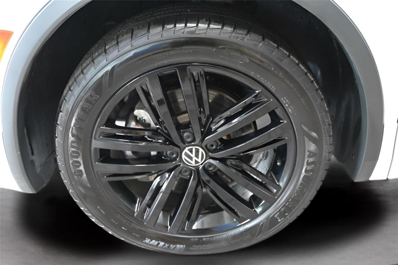Volkswagen Tiguan  2022