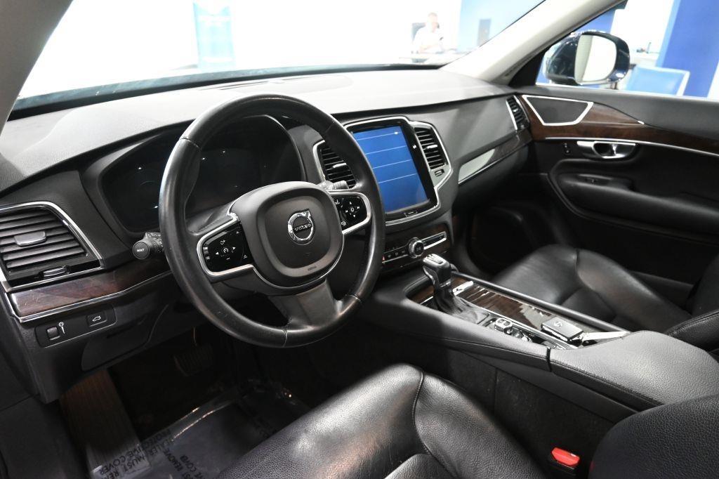 Volvo XC90  2017