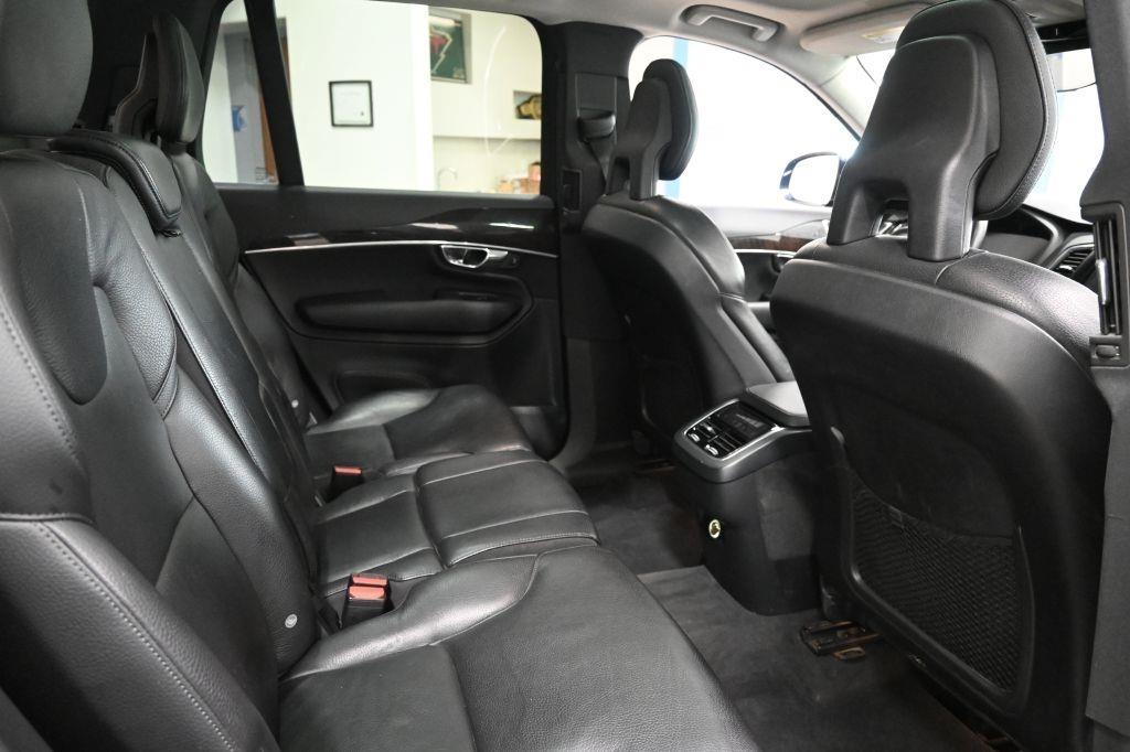 Volvo XC90  2017