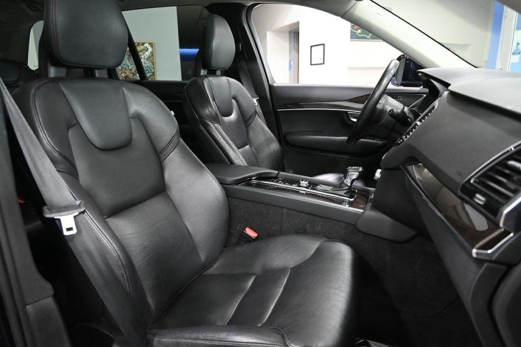 Volvo XC90  2017