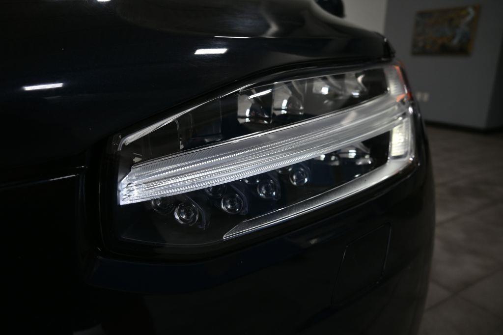 Volvo XC90  2017