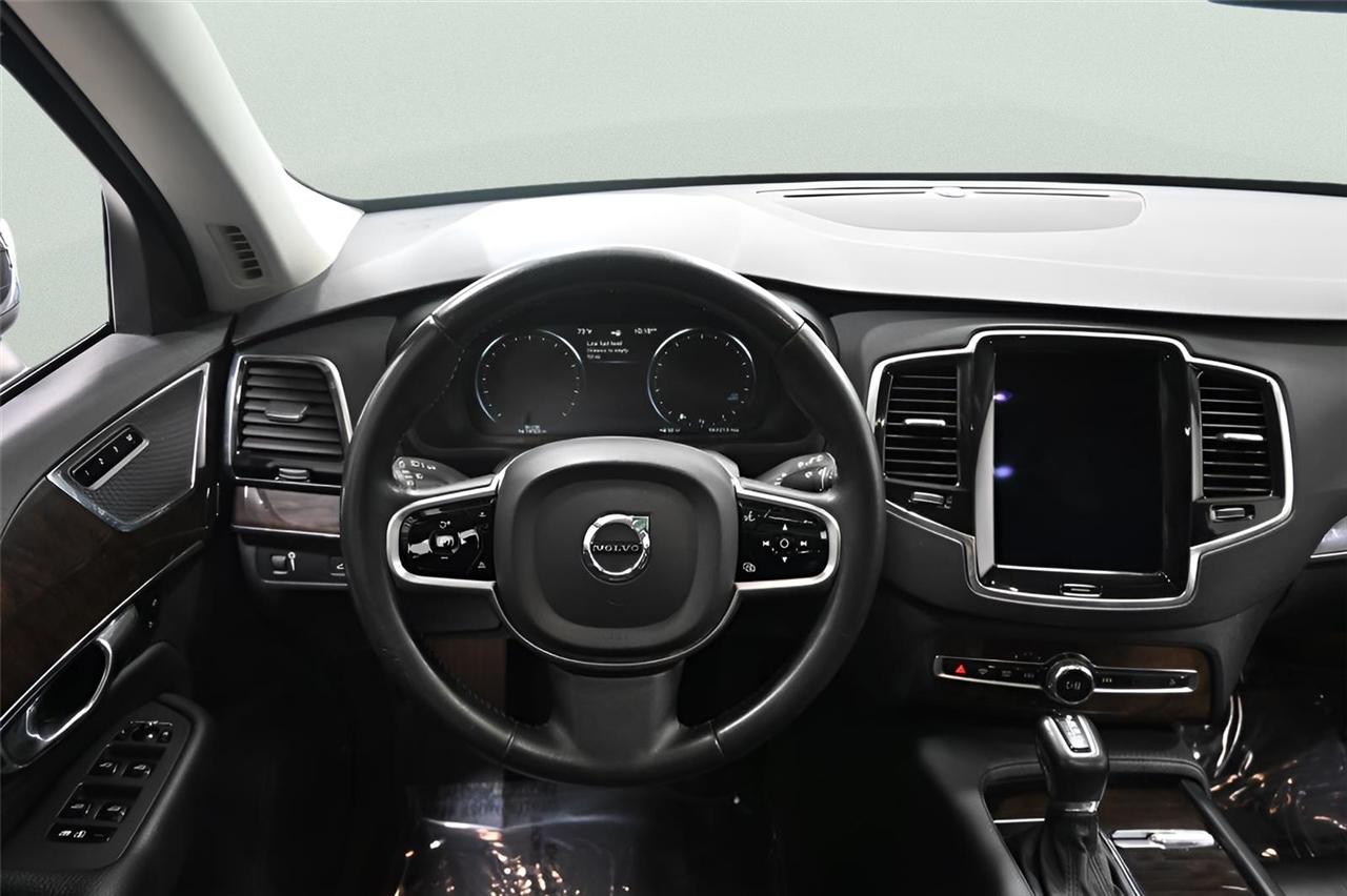 Volvo XC90  2017