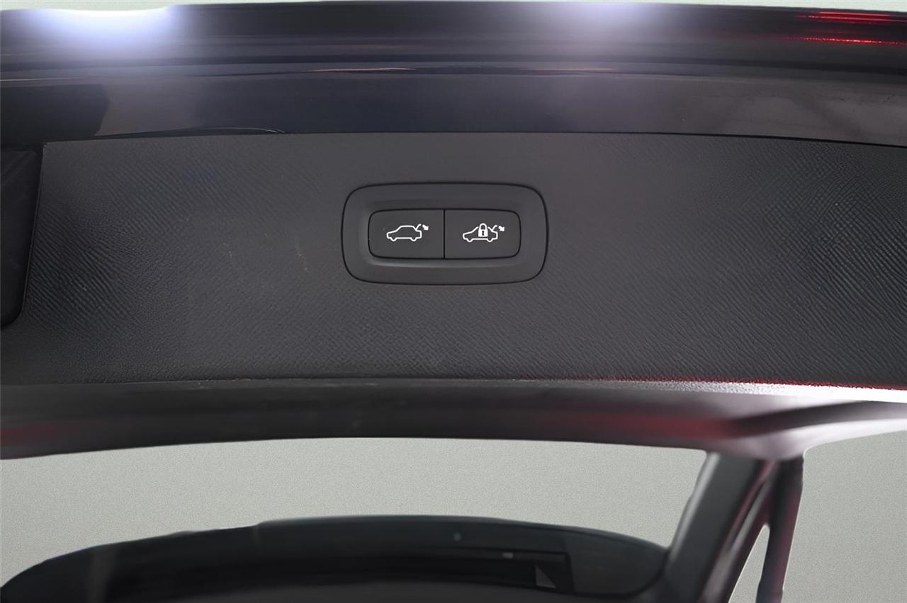 Volvo XC90  2017