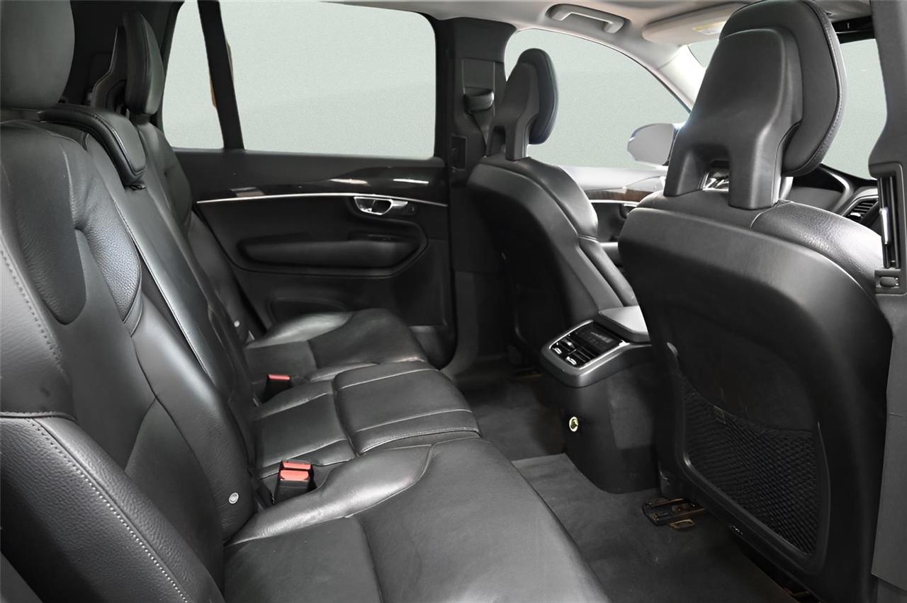 Volvo XC90  2017