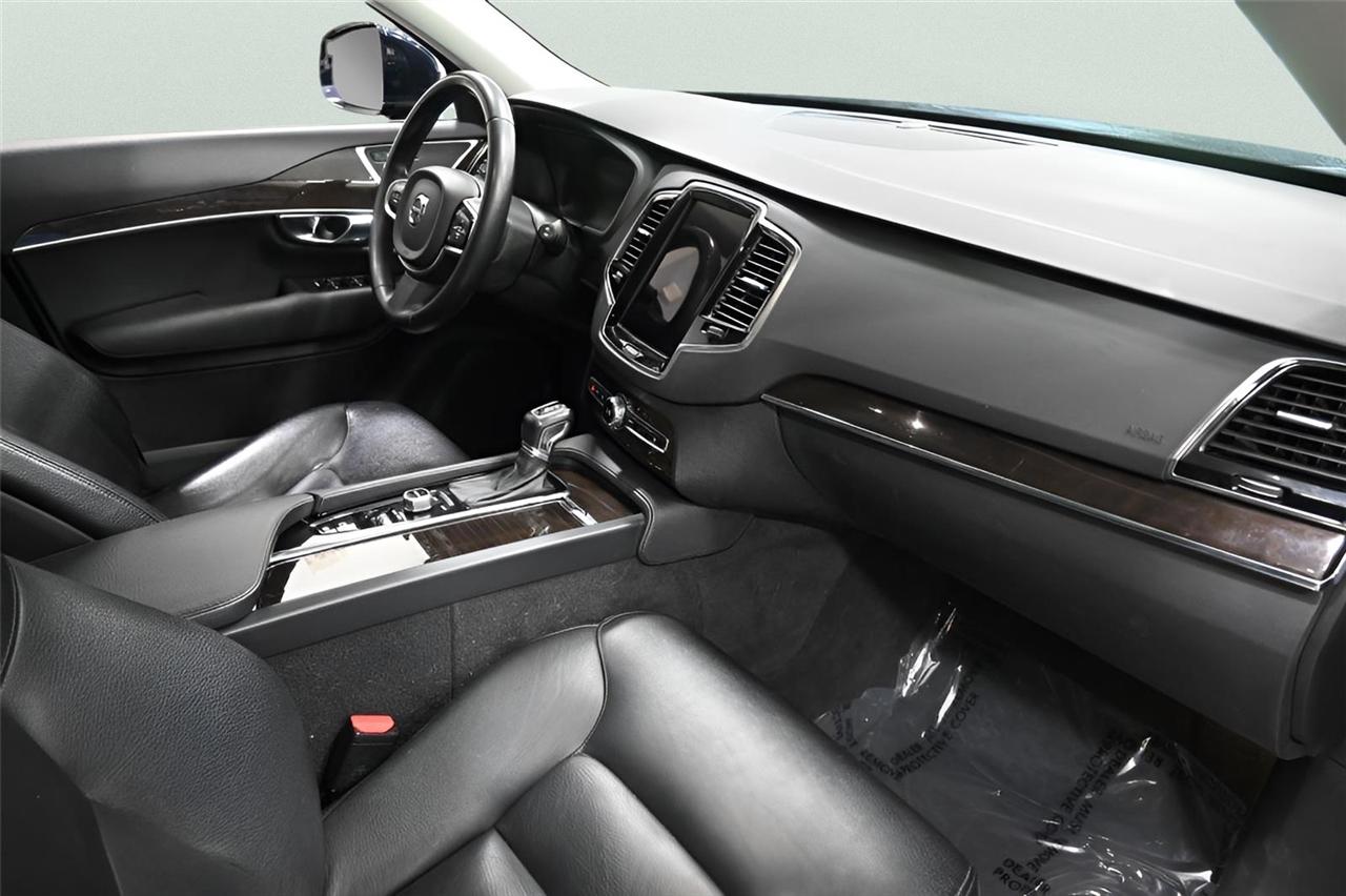 Volvo XC90  2017