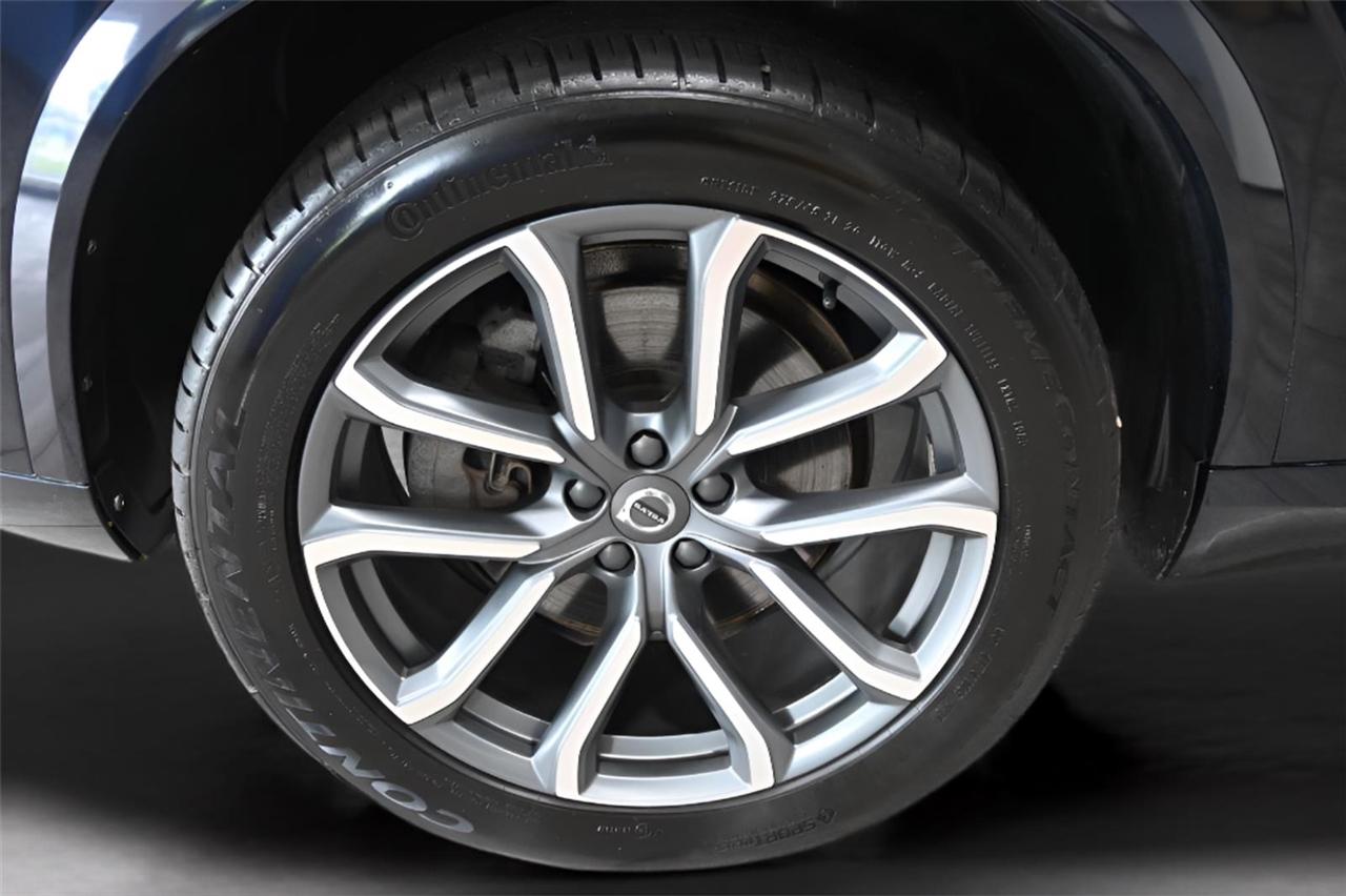 Volvo XC90  2017