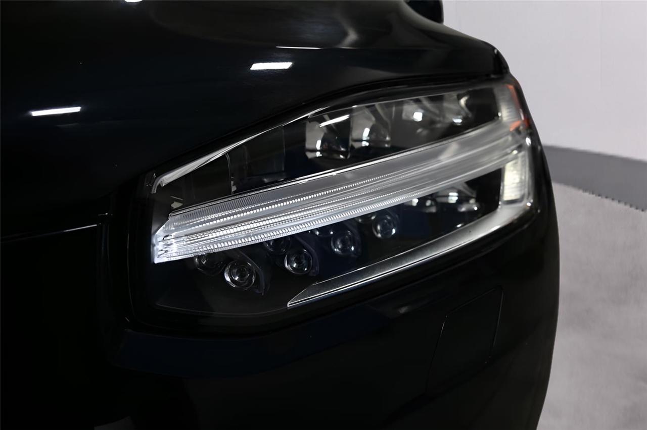 Volvo XC90  2017