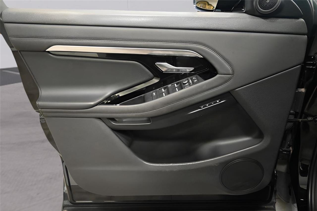 Land Rover Range Rover Evoque  2020