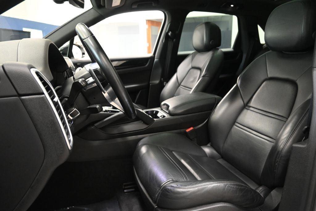 Porsche Cayenne  2019