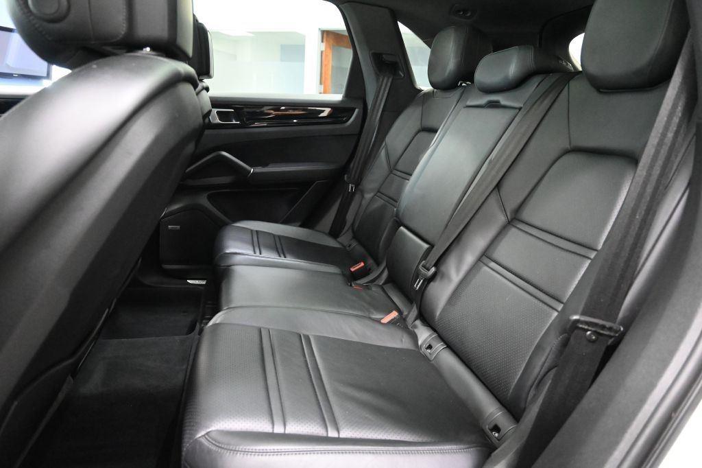 Porsche Cayenne  2019