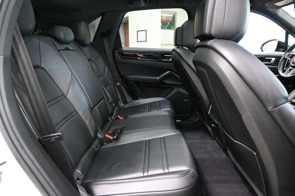 Porsche Cayenne  2019