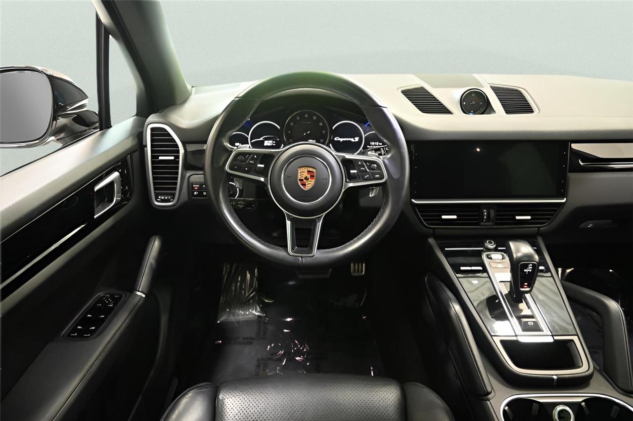 Porsche Cayenne  2019