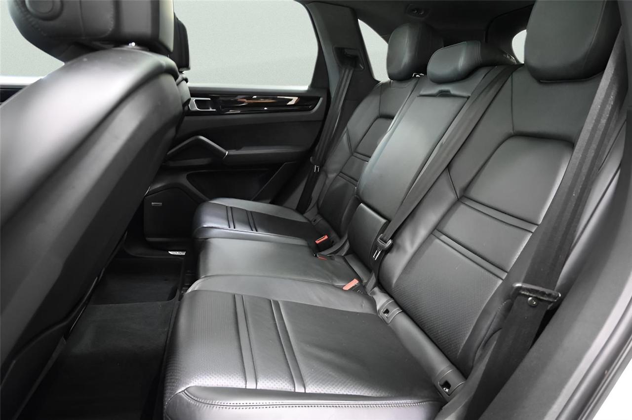 Porsche Cayenne  2019