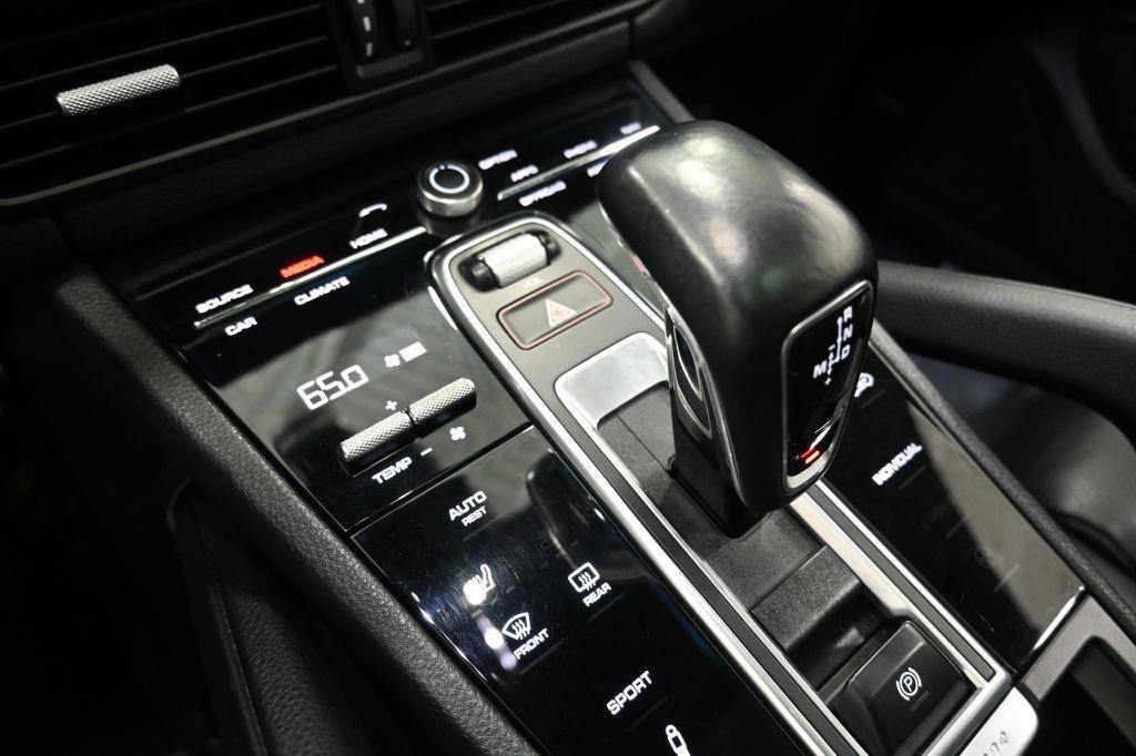 Porsche Cayenne  2019