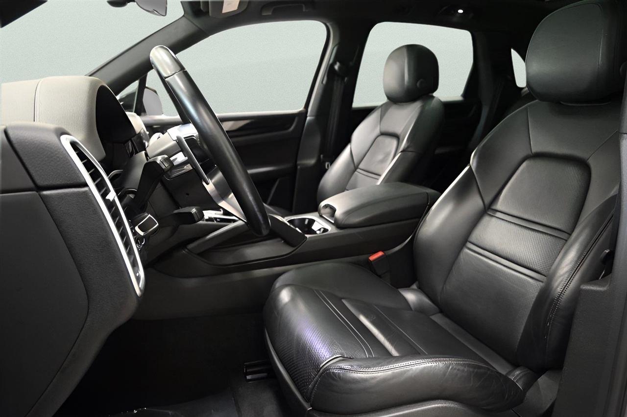 Porsche Cayenne  2019