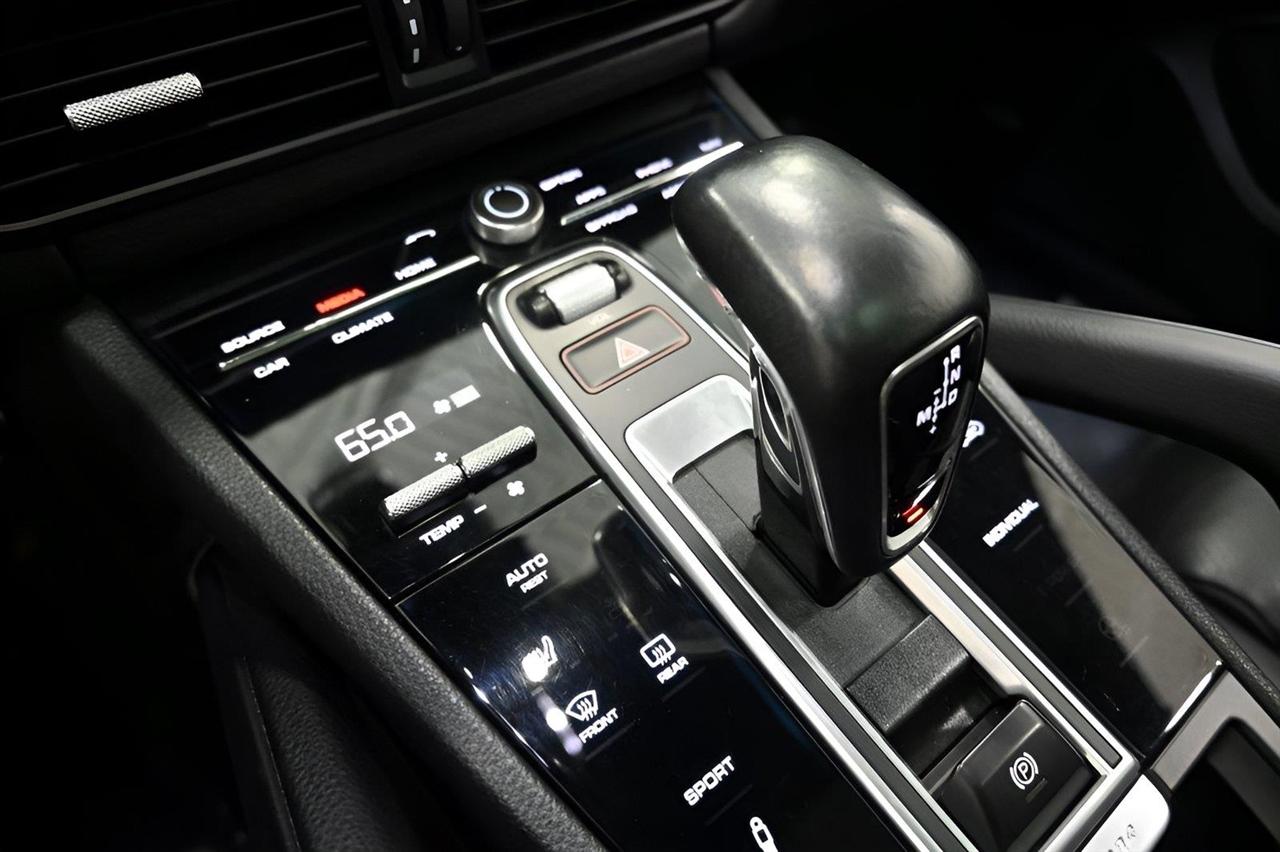 Porsche Cayenne  2019