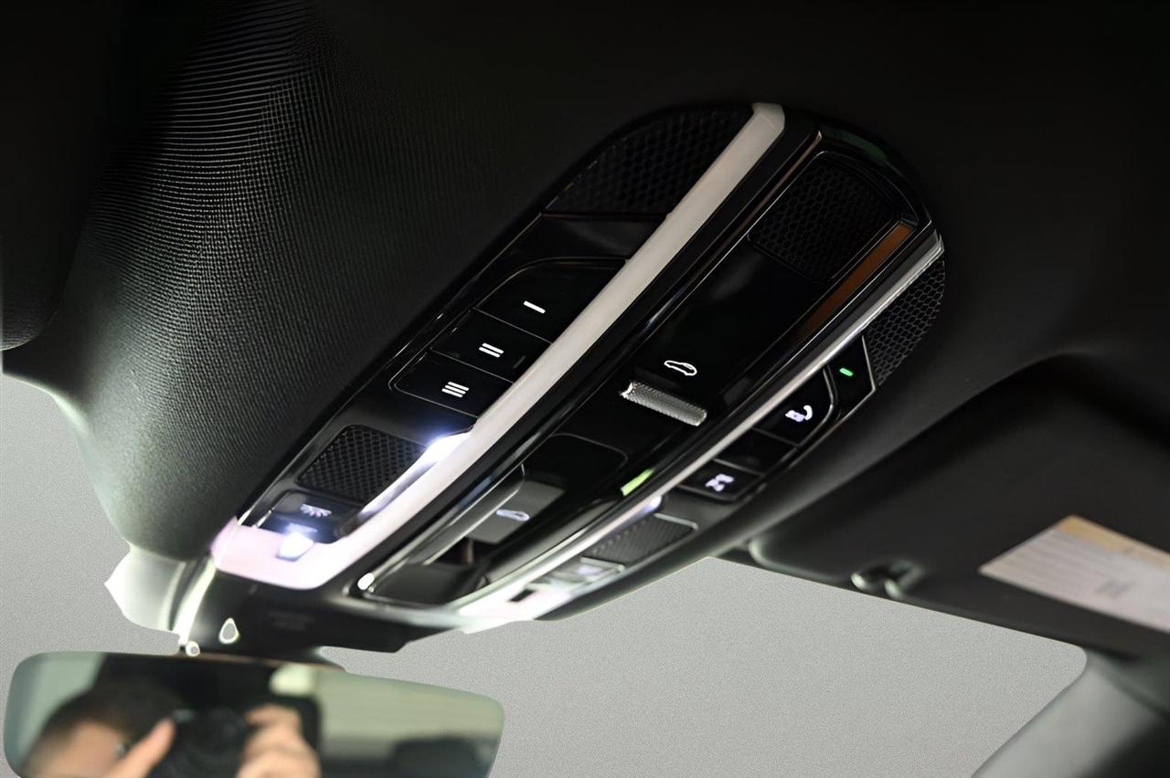 Porsche Cayenne  2019