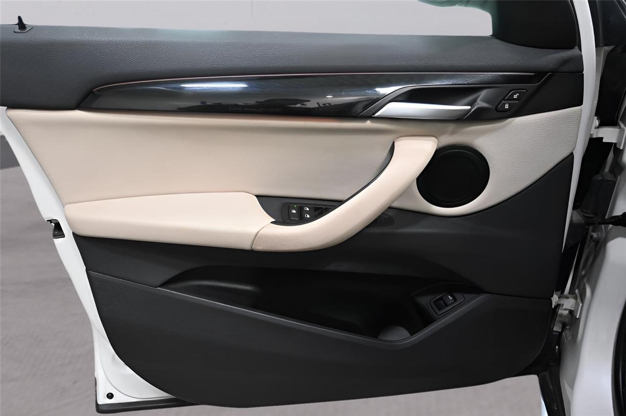 BMW X1  2018