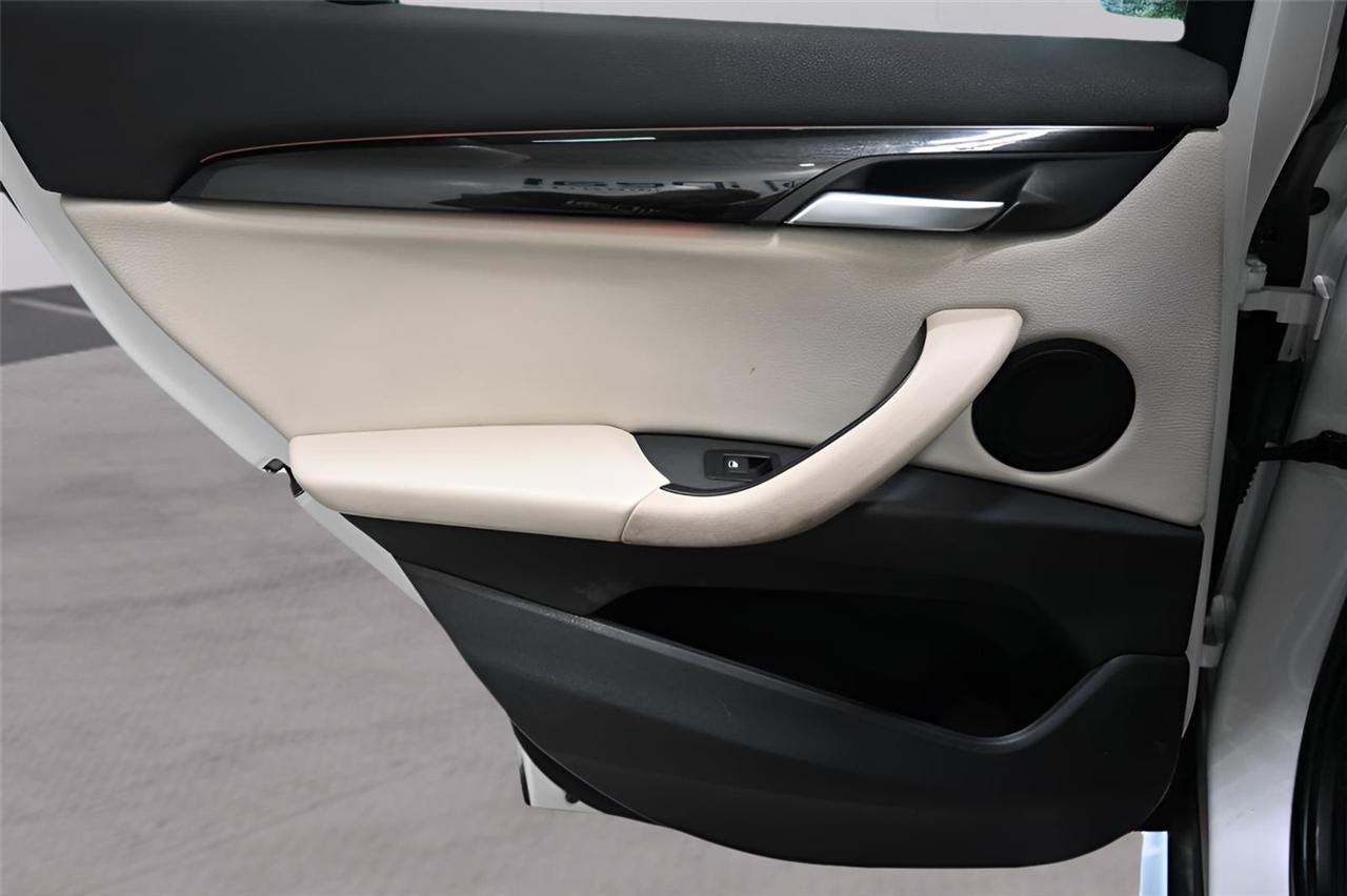 BMW X1  2018