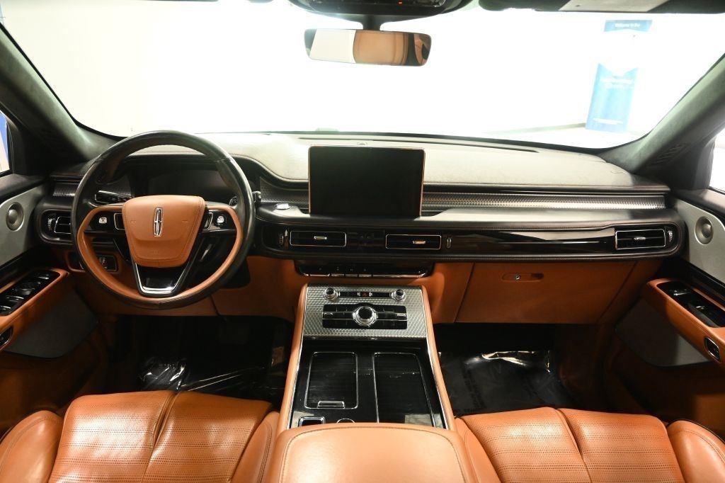 Lincoln Aviator  2021