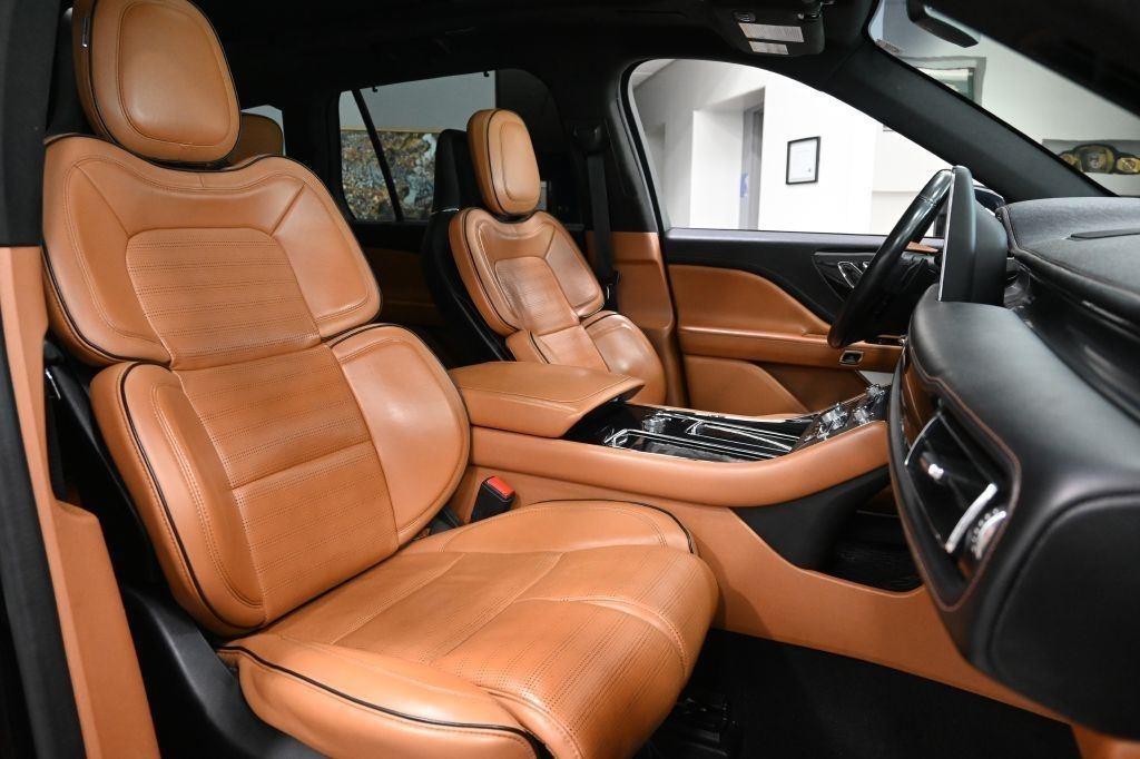 Lincoln Aviator  2021
