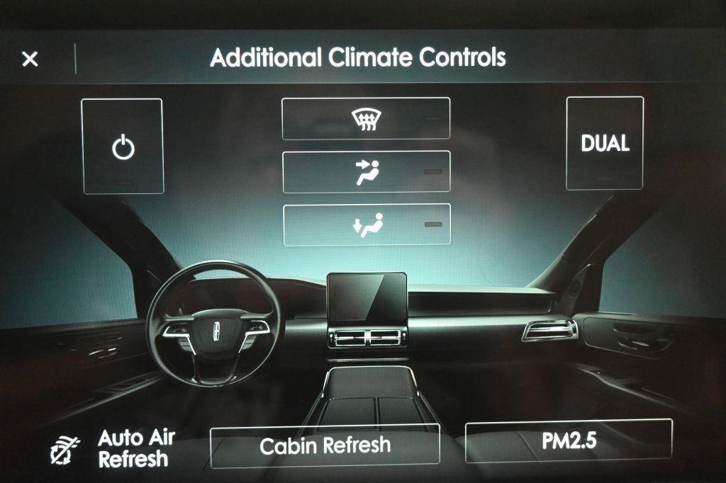 Lincoln Aviator  2021