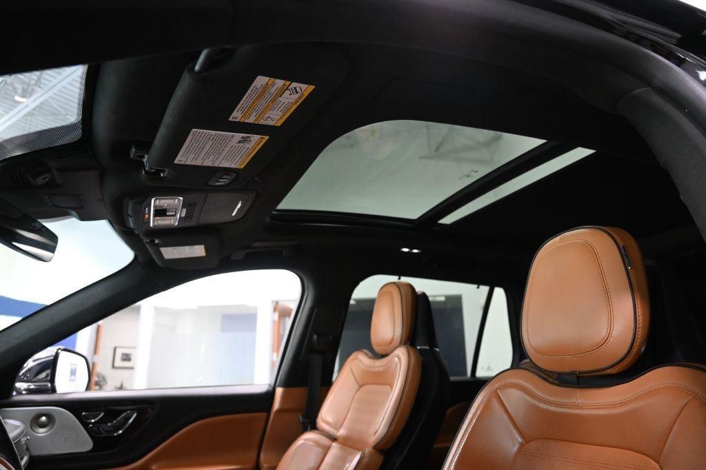 Lincoln Aviator  2021
