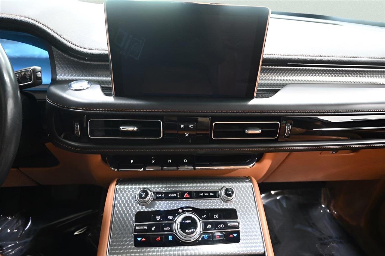 Lincoln Aviator  2021