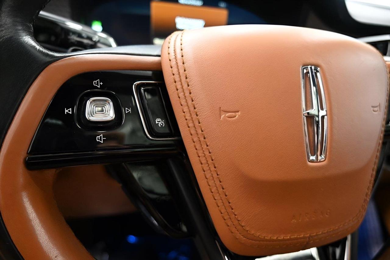 Lincoln Aviator  2021