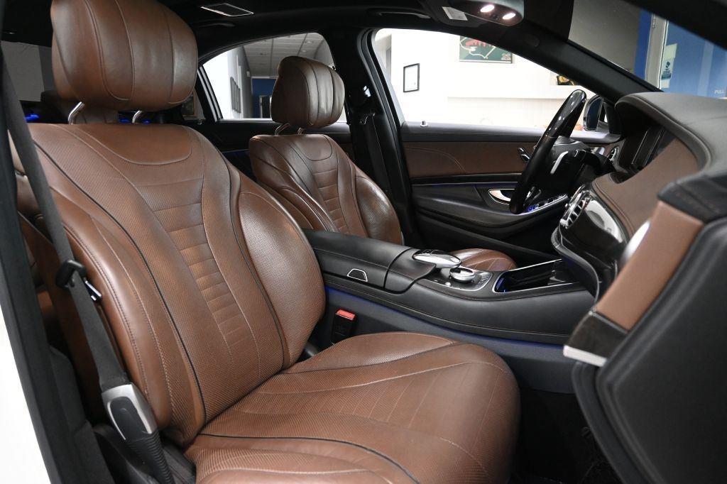 Mercedes-Benz S-Class S550 2015