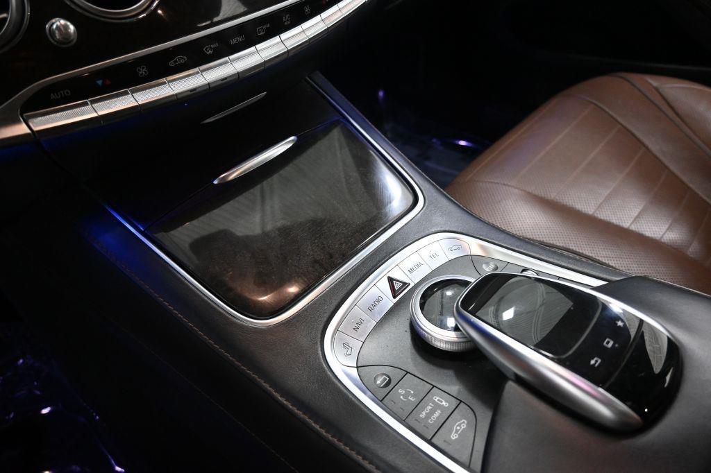 Mercedes-Benz S-Class S550 2015