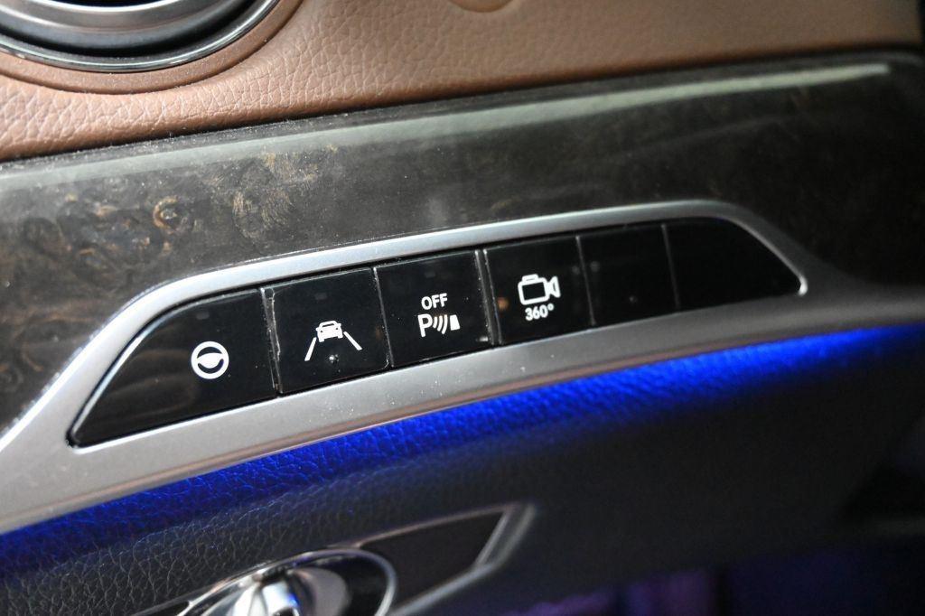 Mercedes-Benz S-Class S550 2015