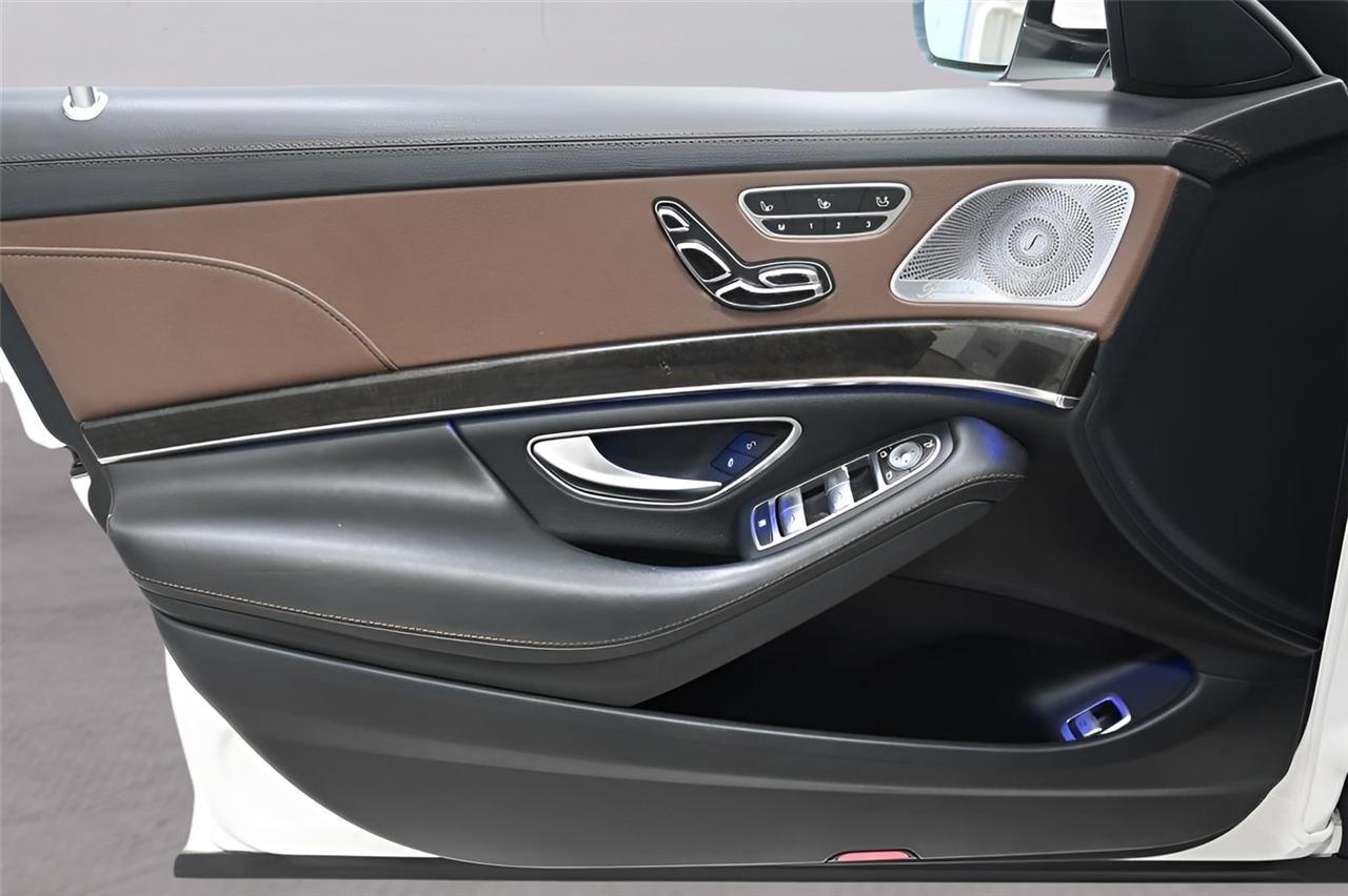 Mercedes-Benz S-Class  2015