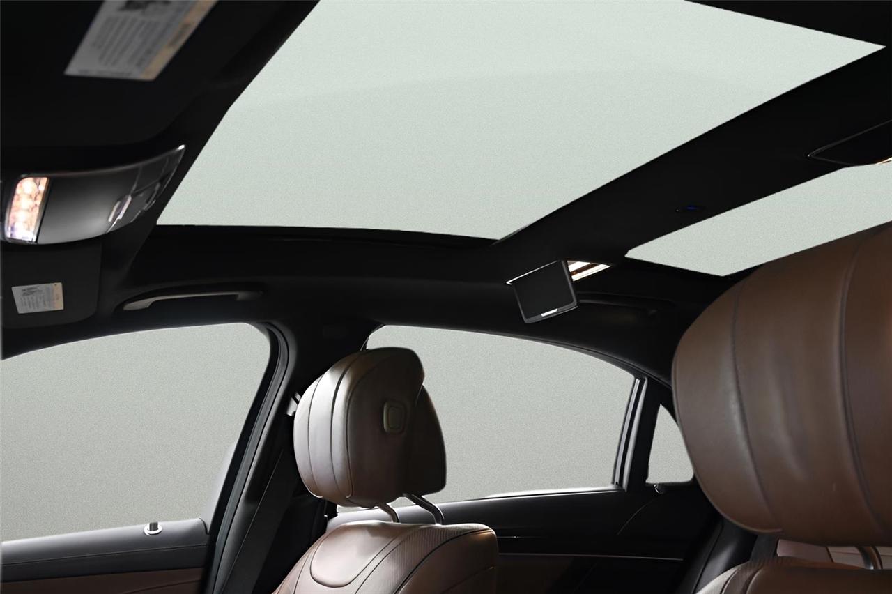 Mercedes-Benz S-Class  2015