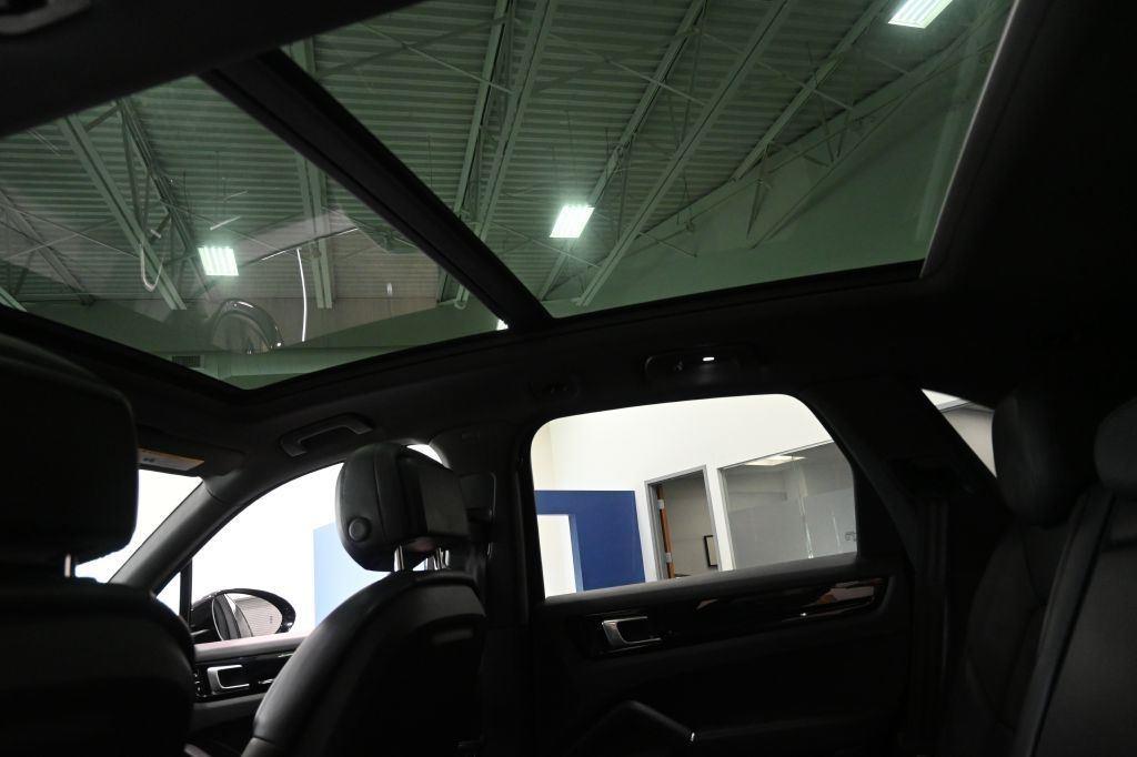 Porsche Cayenne  2019
