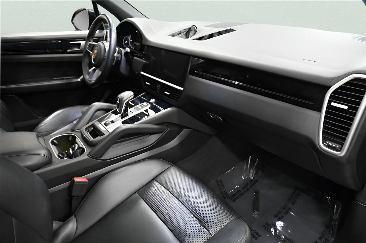 Porsche Cayenne  2019