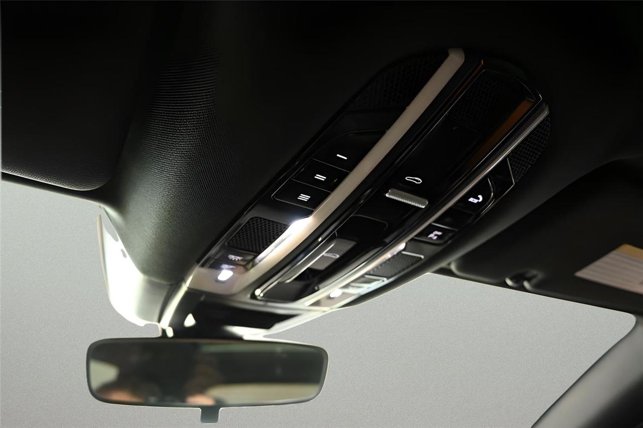 Porsche Cayenne  2019