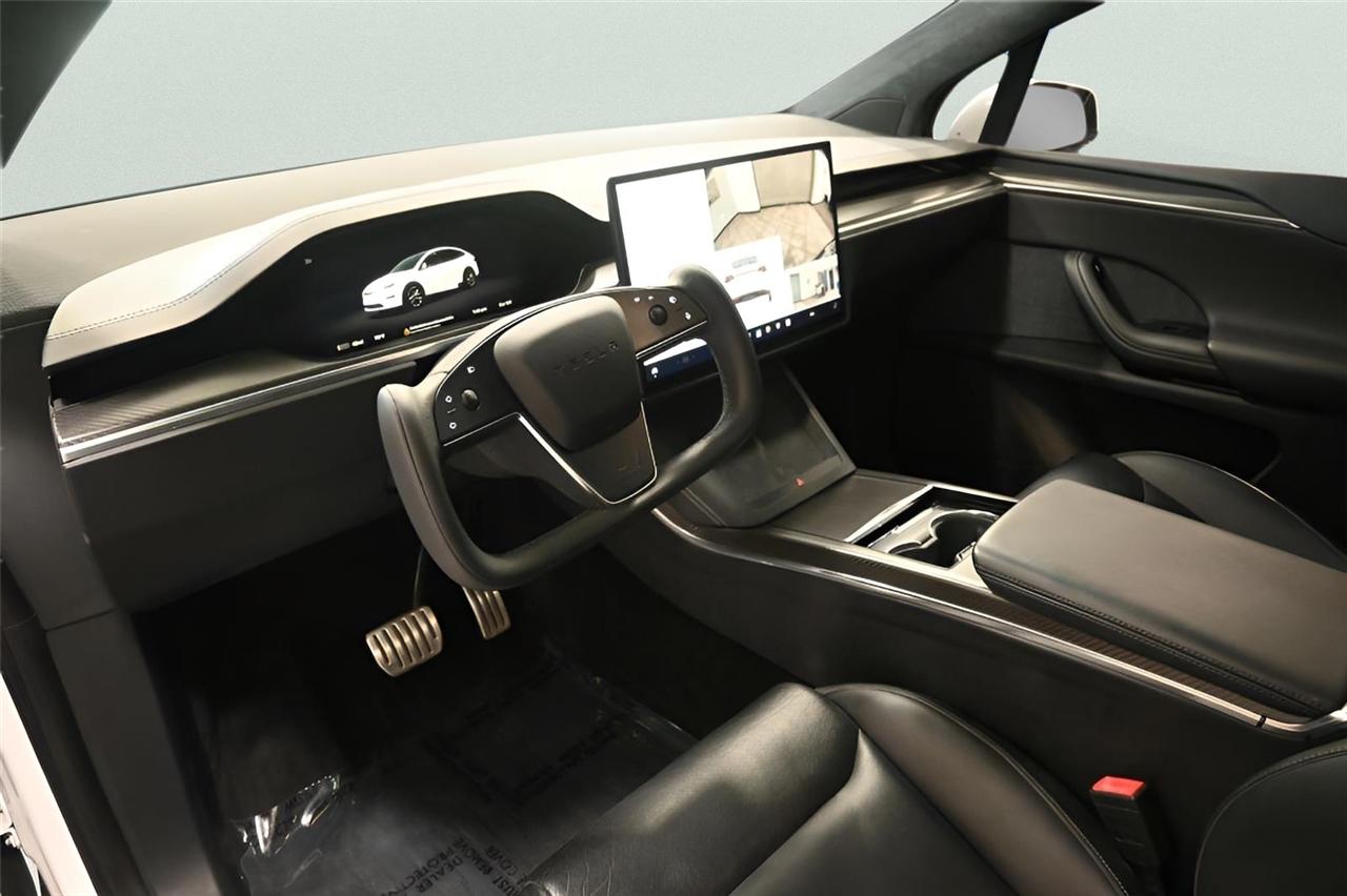 Tesla Model X  2022