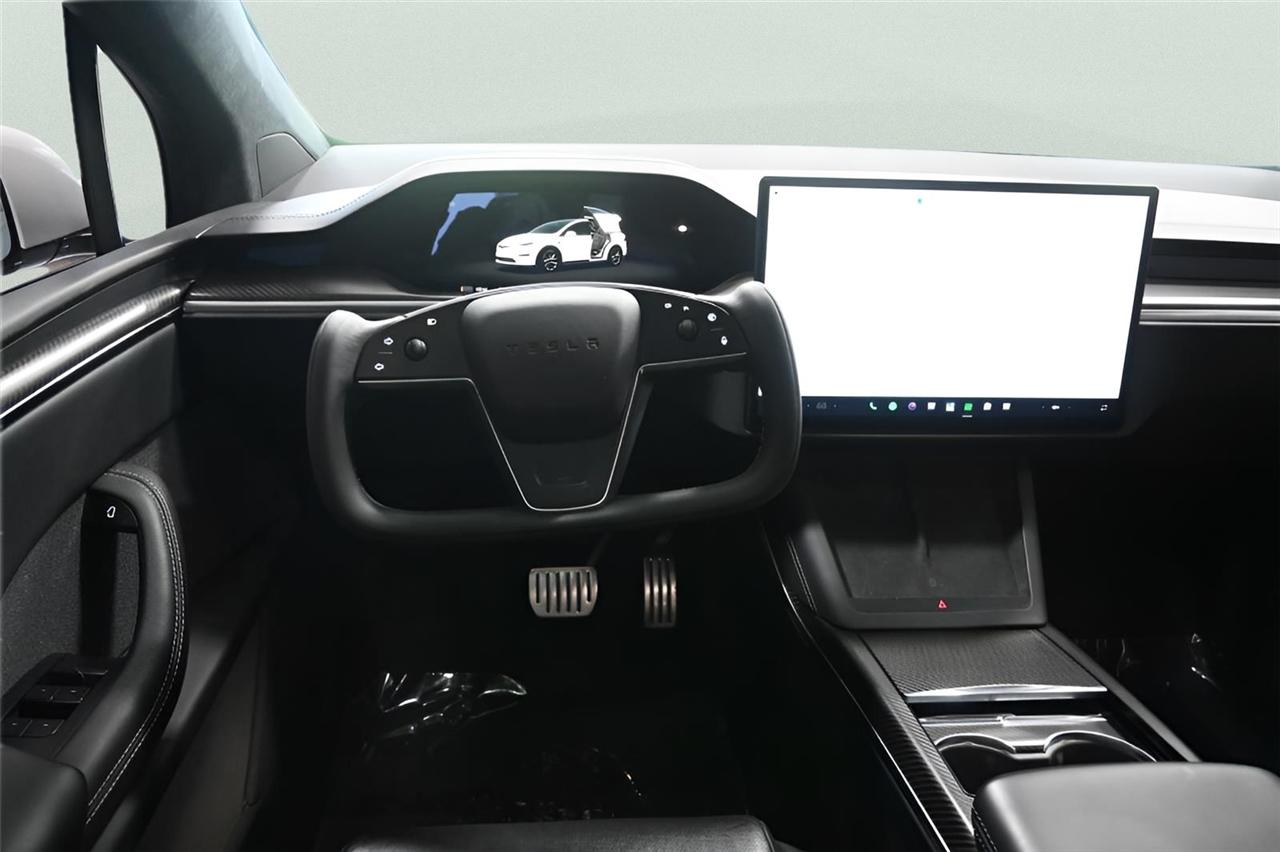 Tesla Model X  2022