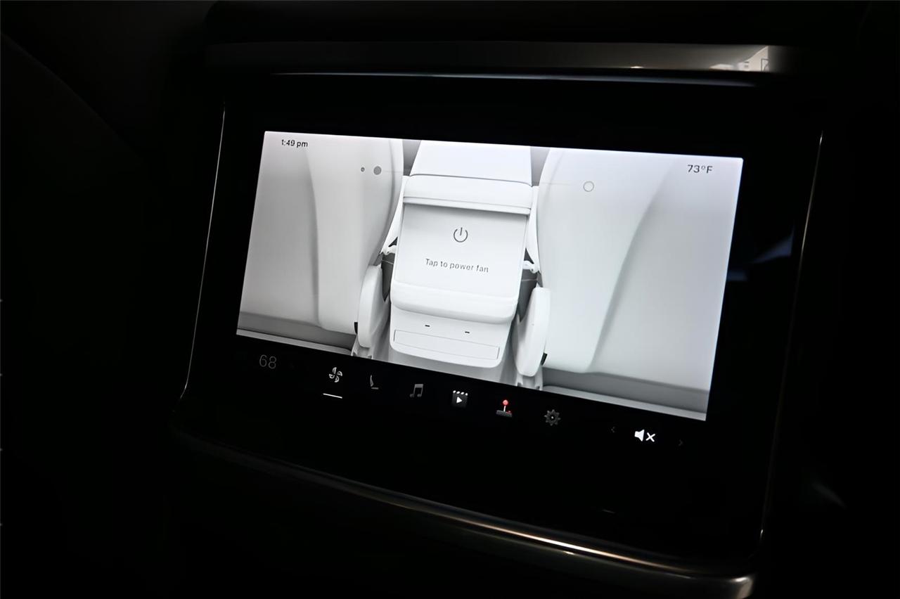Tesla Model X  2022