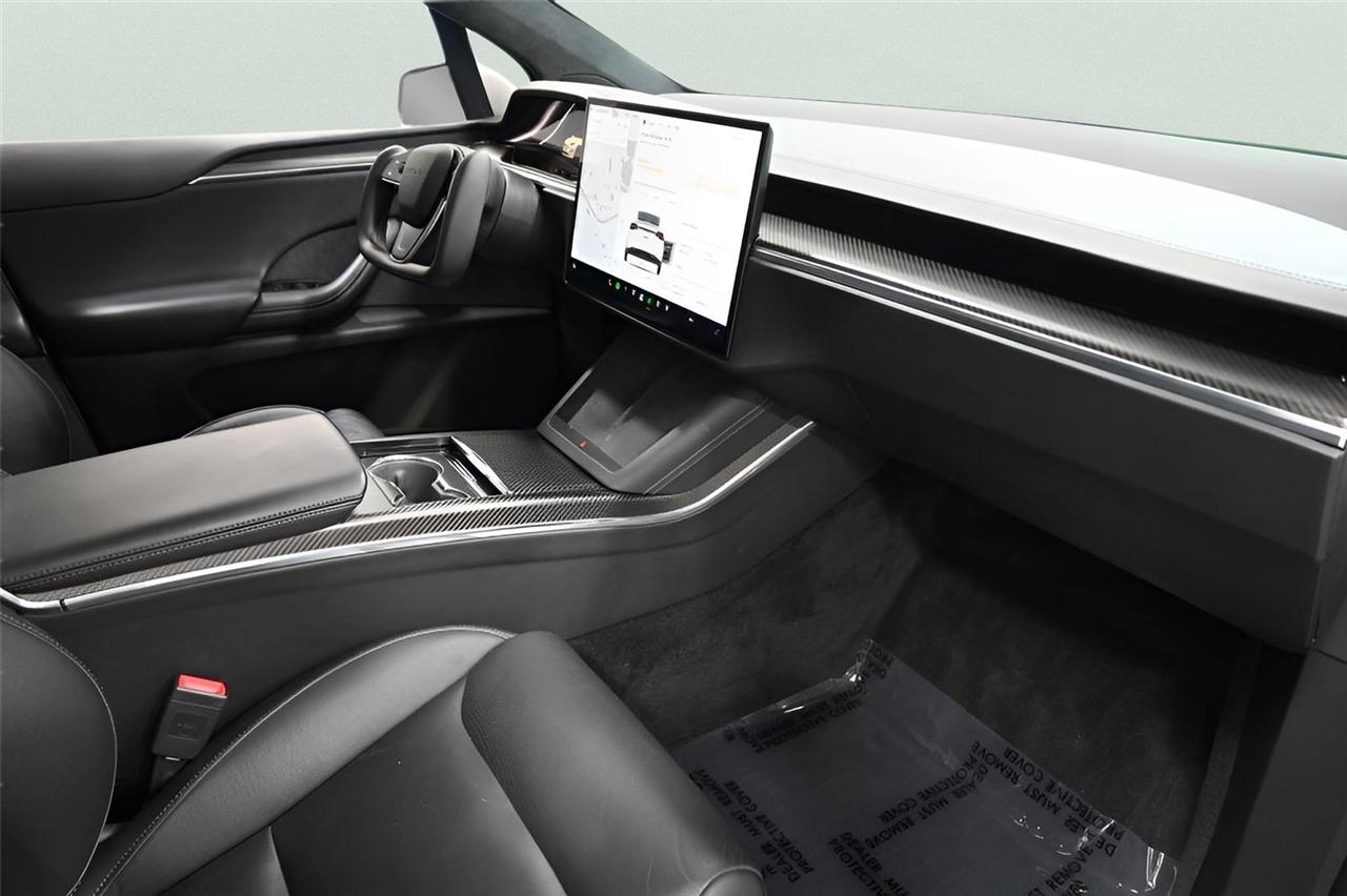 Tesla Model X  2022