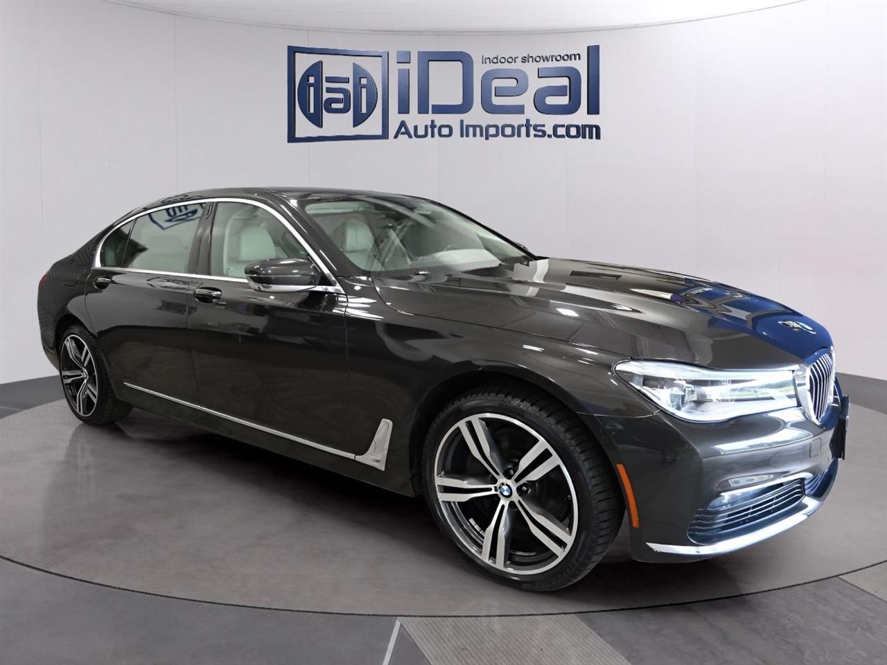 BMW 7-Series  2016