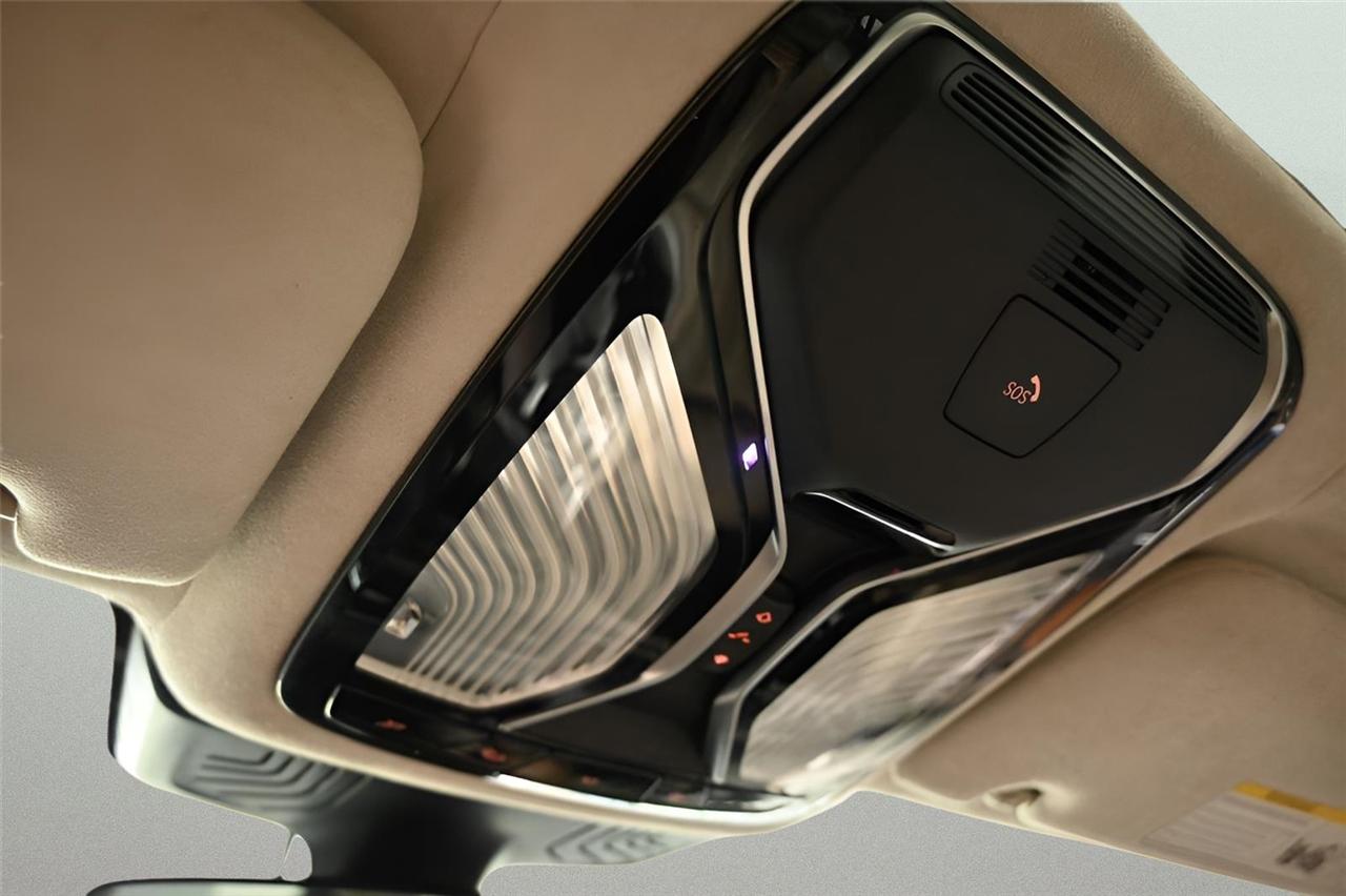 BMW 7-Series  2016